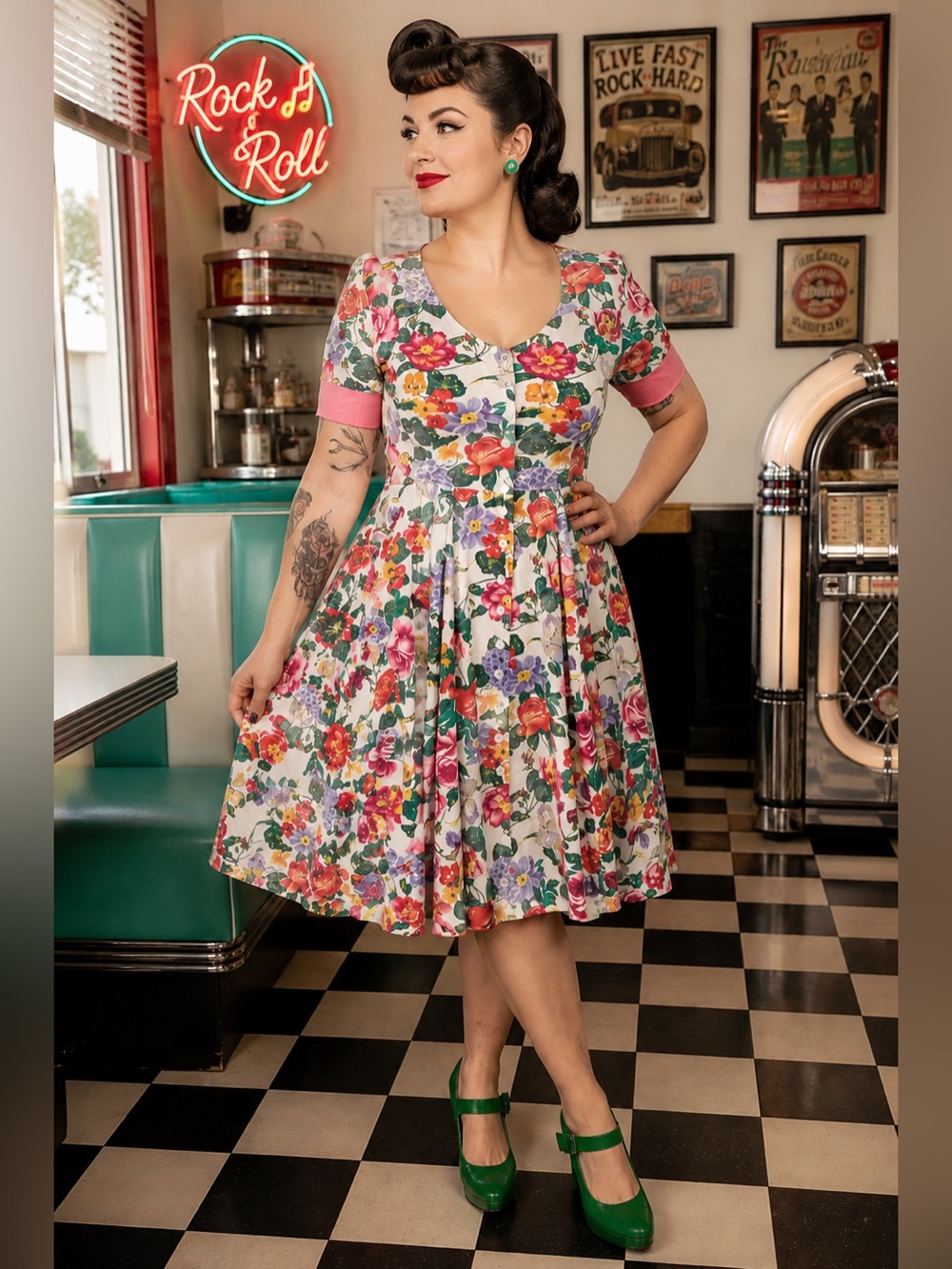 VTG Moda Int 80s 90s Midi Floral Circle Dress